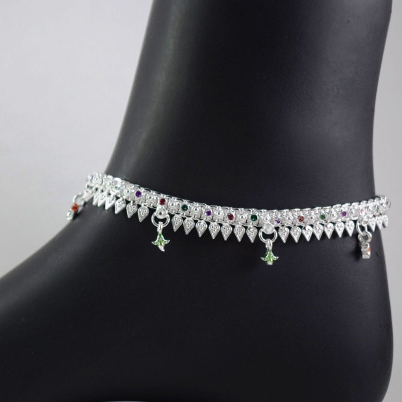 Silver charms khushboo thos pattern silver payal (anklets) for girls - Image 4