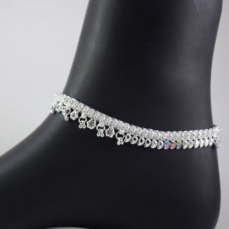 Silver charms khushboo thos pattern silver payal (anklets) for girls - Image 2