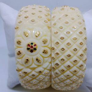 Carving Gold Plastic Chudi
