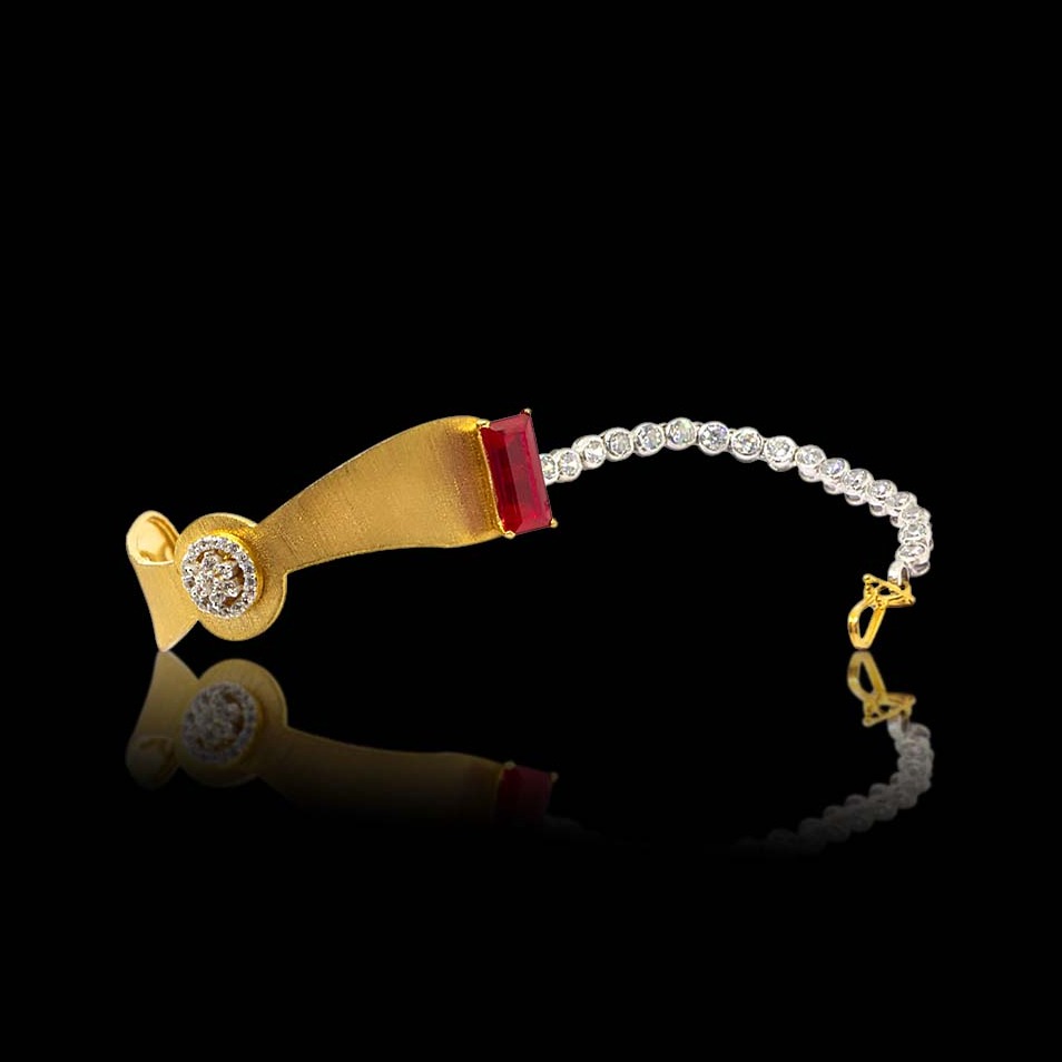 22KT Gold Hallmark Attractive Bracelet