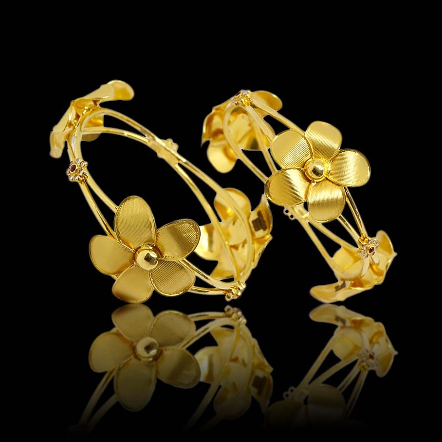 916 Gold Hallmark Flower Design Bangle
