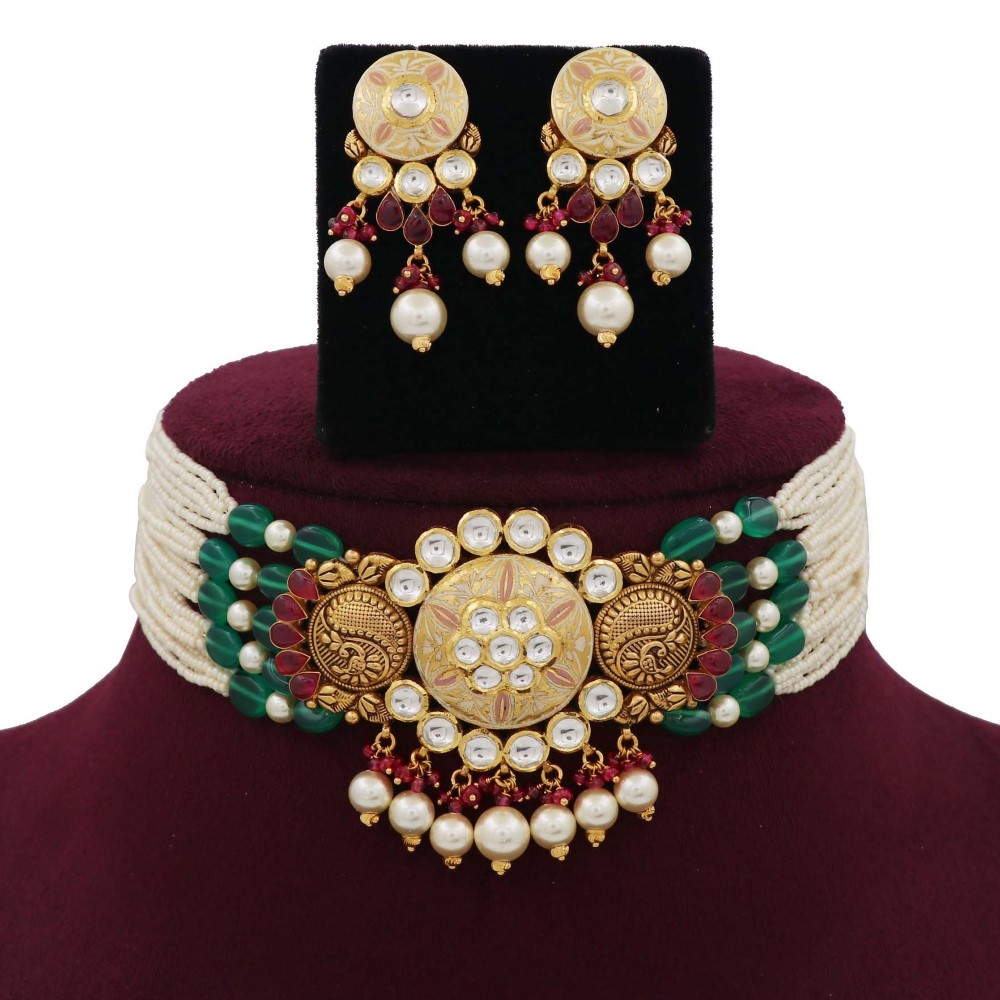 Pearl Pretty Gold Studded Necklace Set AJNS08