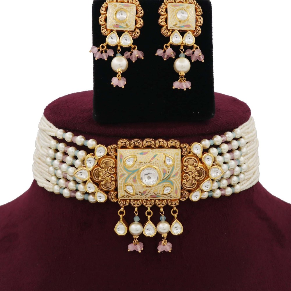 Pearl Attractive Floral Gold Studded Necklace Set AJNS06