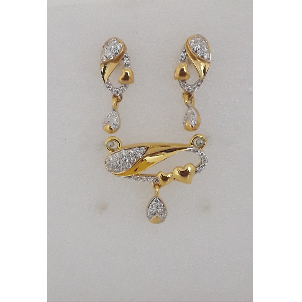 22KT Gold CZ Heart Design Mangalsutra Pendant Set MJ-PS009