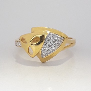 916 cz gold fancy ladies ring
