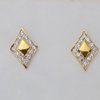 916 cz gold light weight earrings