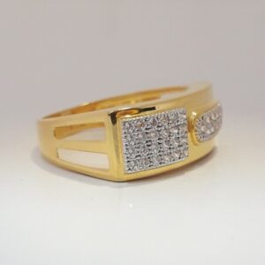 916 cz gold exclusive gents ring