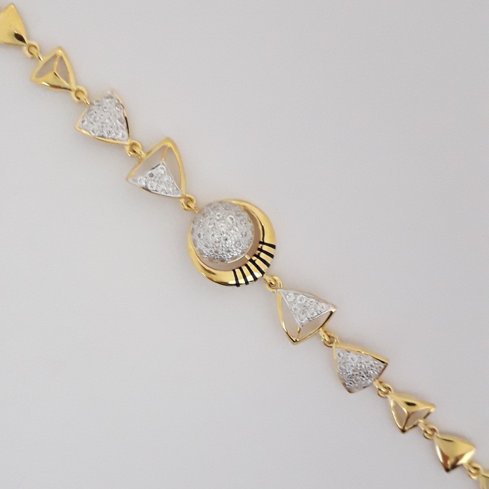 916 gold exclusive brecelet