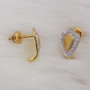916 Gold j shape earring TI7035