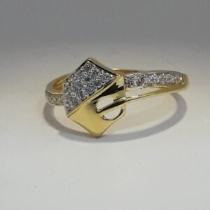 916 Gold hexagon shape ladies ring MJ-ZK7088