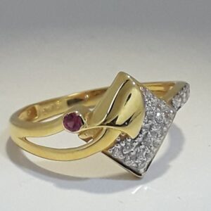 916 Gold fancy Ladies Ring