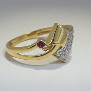 916 Gold fancy Ladies Ring