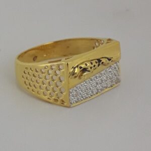 916 Gold light weight jaguar men's ring