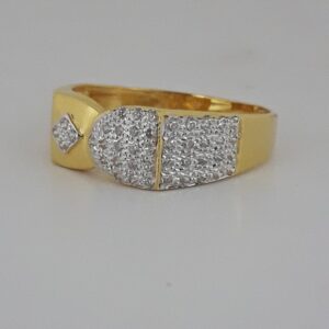 916 gold fancy gents ring