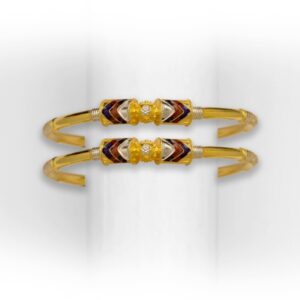 ATTRACTIVE DESIGNED GOLD  BANGLE