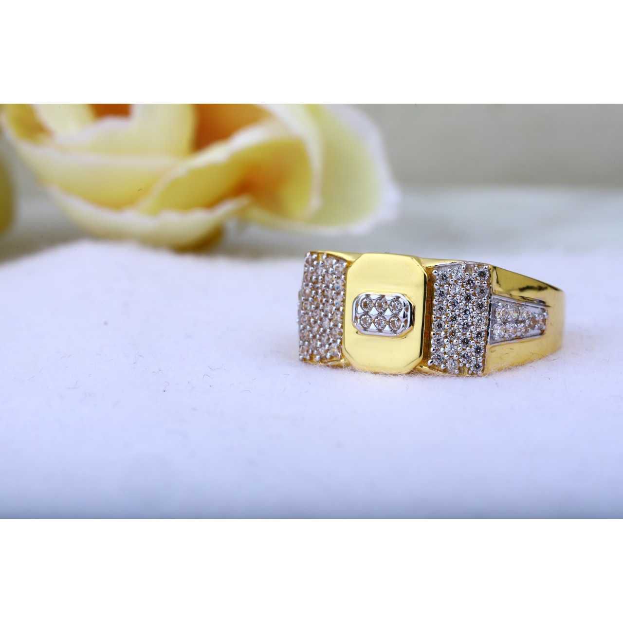 22ct CZ Gents Ring