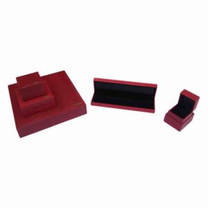 Red Classic LiZ jewellery box