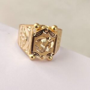 916 Gold Gents Ring