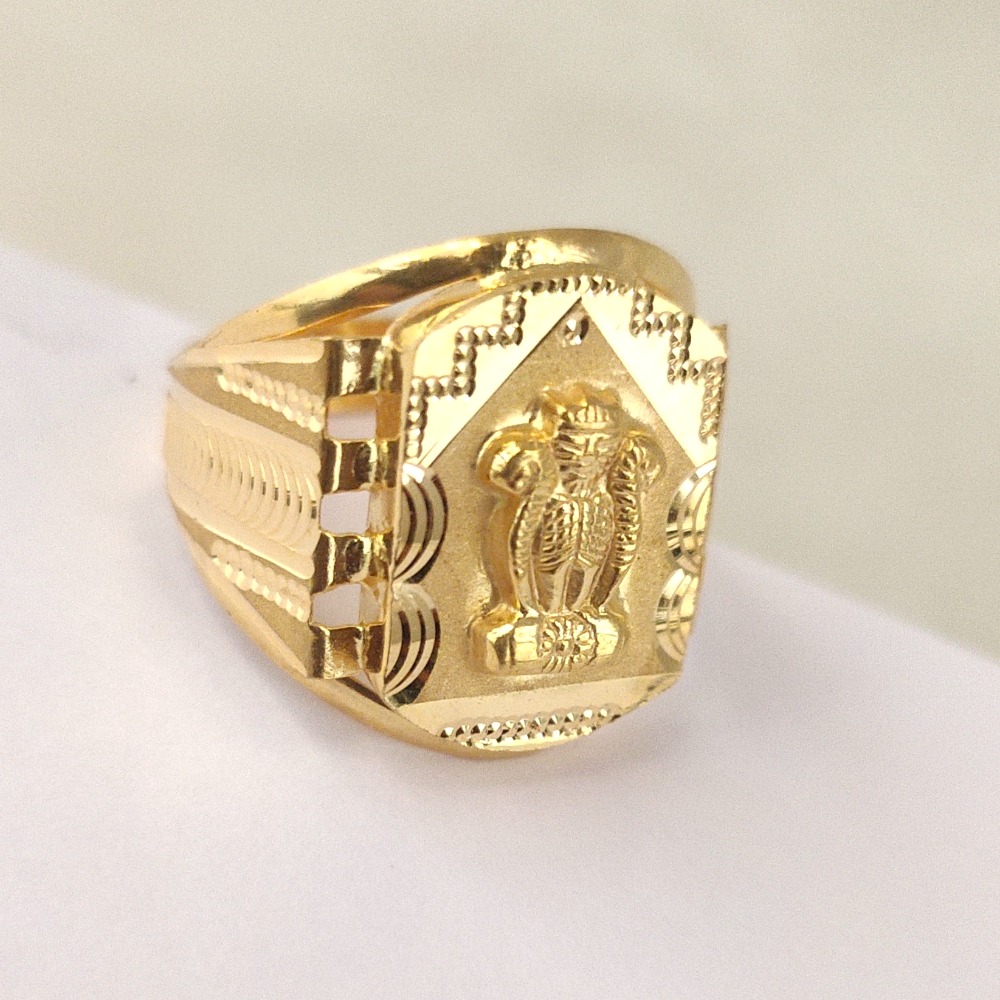 916 Gold Gents Ring