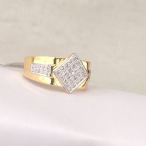 916 Gold Gents Cz Ring