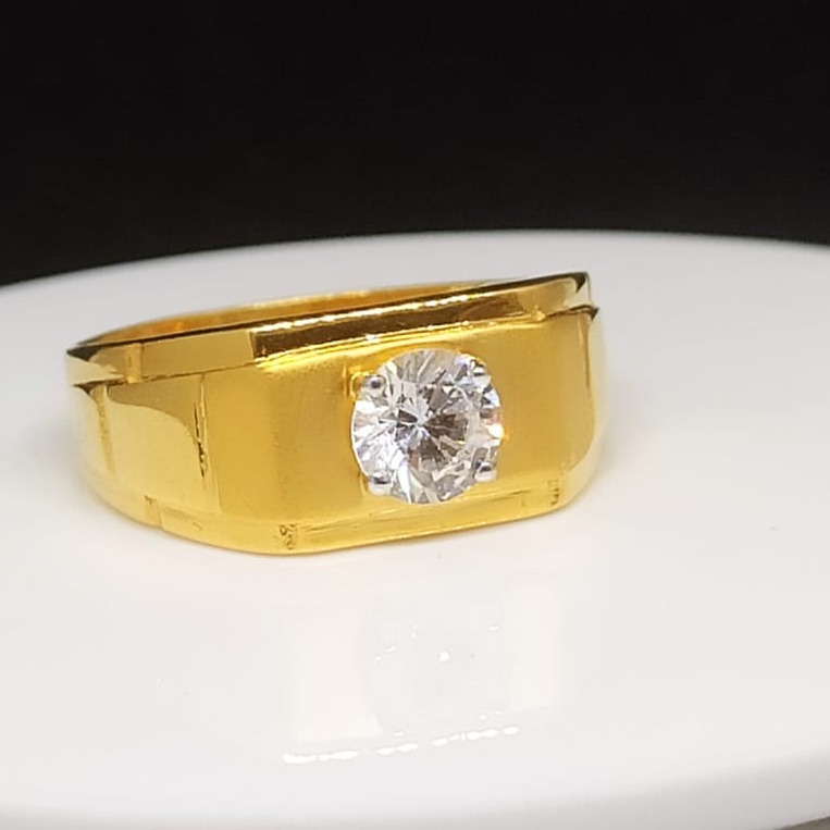 916 Gold Cz Gents Ring