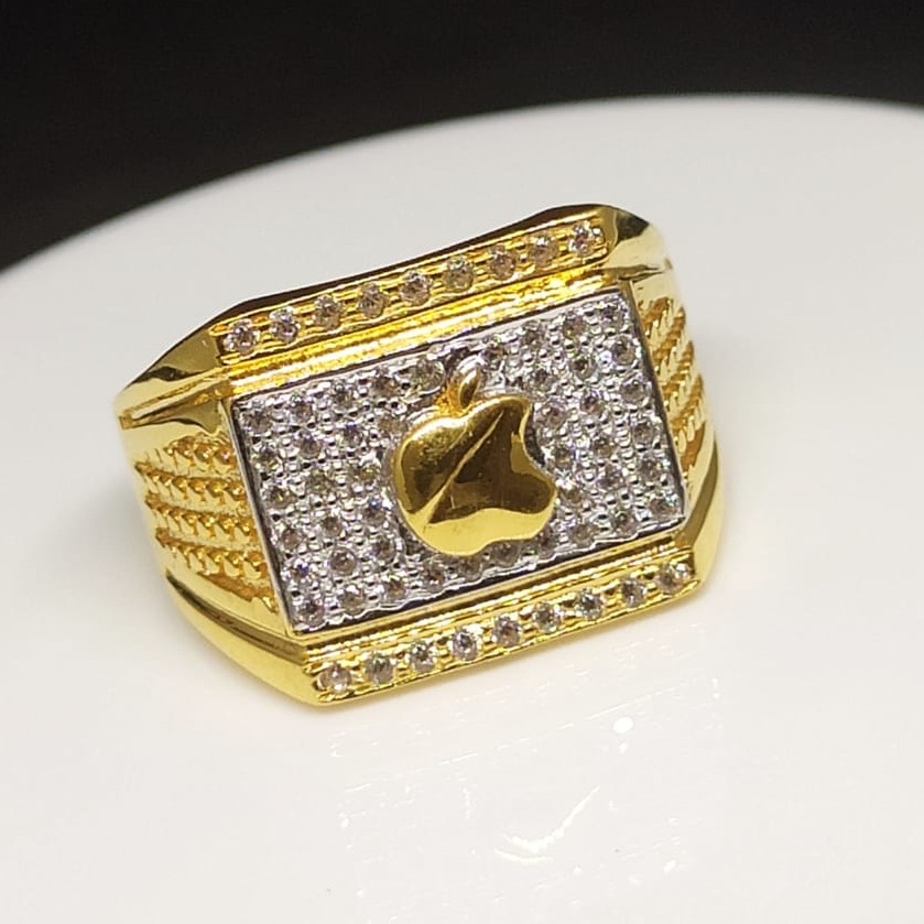 916 Gold Cz Gents Ring