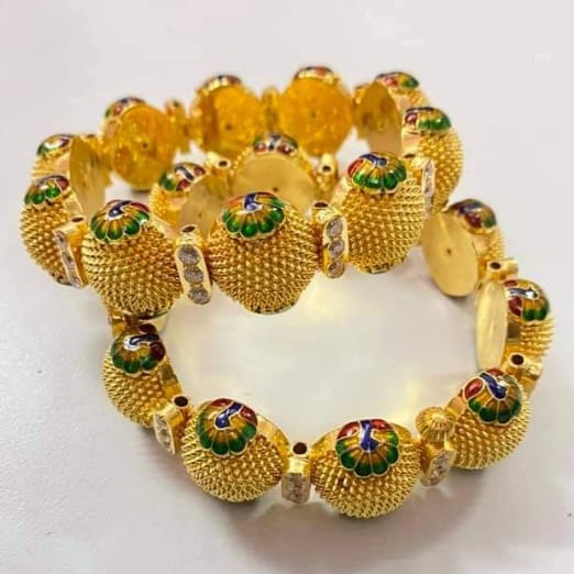 916 Gold Antiq Bangles Latest Designe