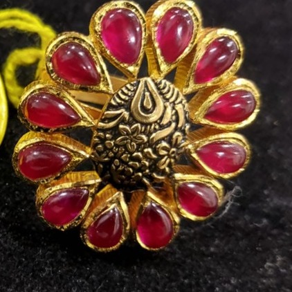 22 k 916 gold jadtar ring