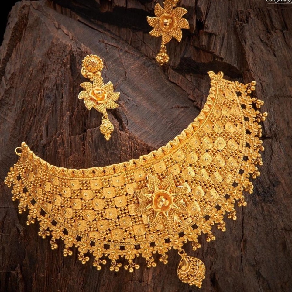 916 gold necklace with earrings