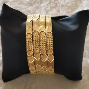 916 gold fancy bangles