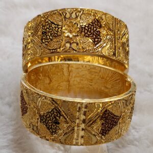 916 gold color bangles