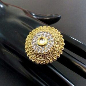 22 Kt 916 Gold Antique Ring For Ladies