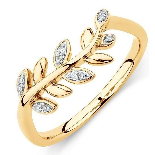 22 Kt 916 Gold Ladies Ring