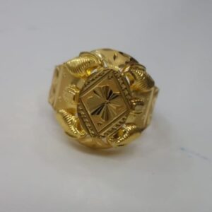 22 kt 916 gold ring