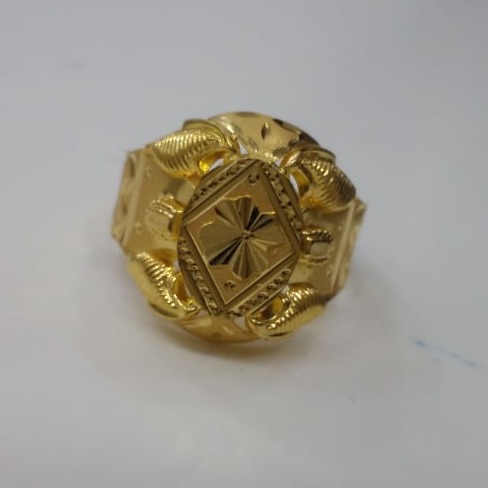 22 kt 916 gold ring