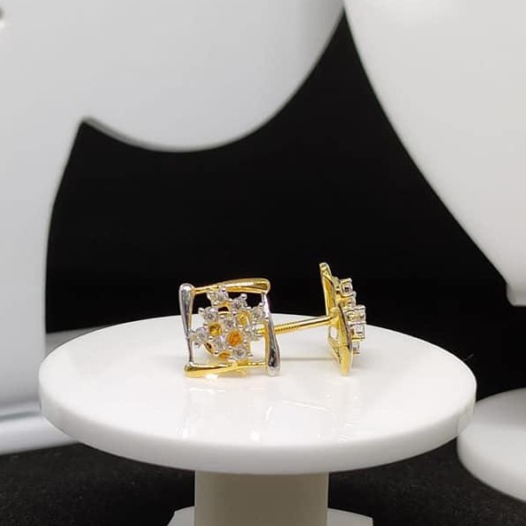 22Kt Gold CZ Square Design Tops VJ-E003