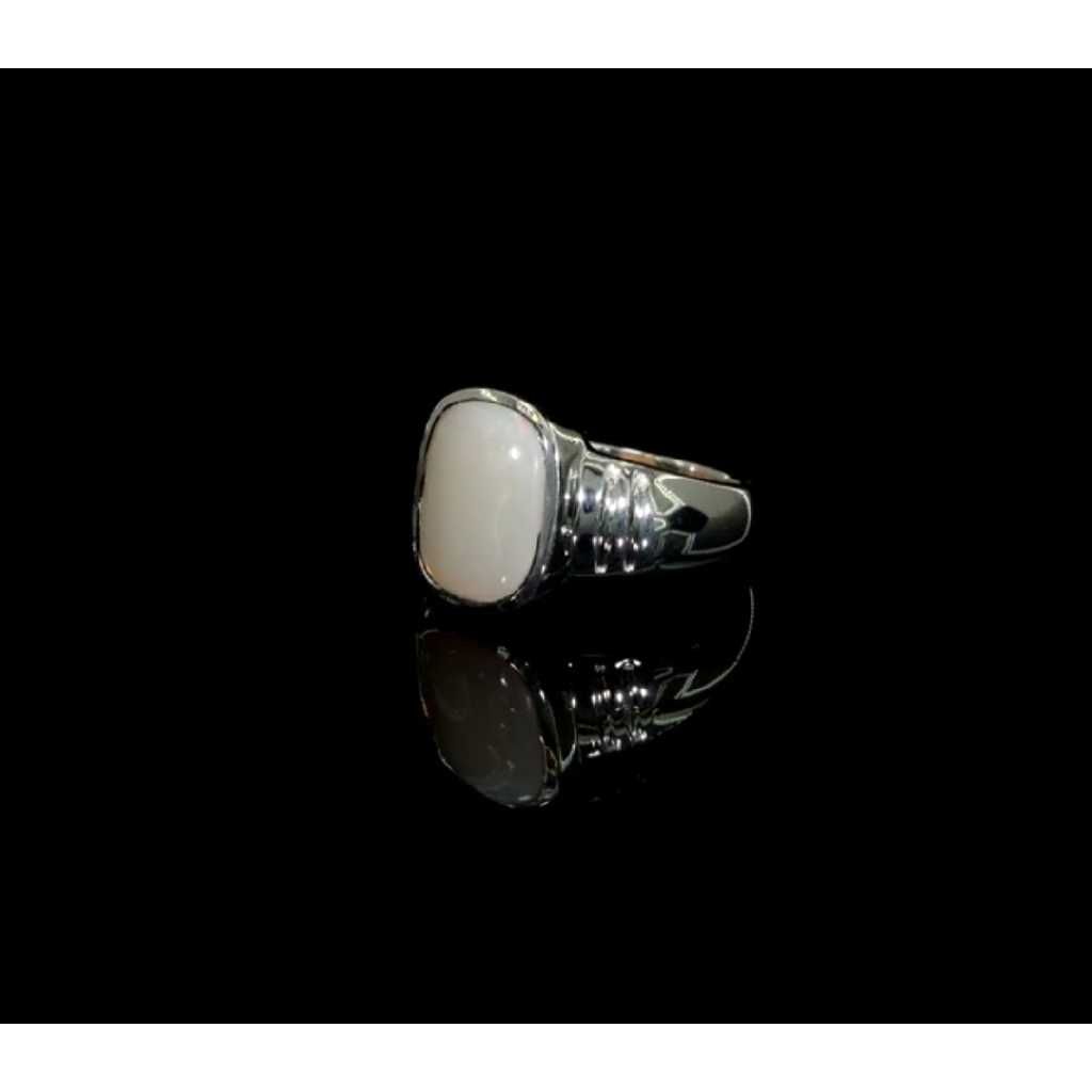 5.25 ratti white opal ring in sterling silver