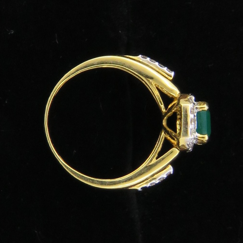 Gold Emerald Stone Ring For Women KJ-R16