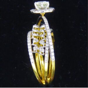 Gold Stylish Diamond Ring For Women KJ-R11