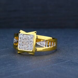 22K Gold Hallmarked Square Ring