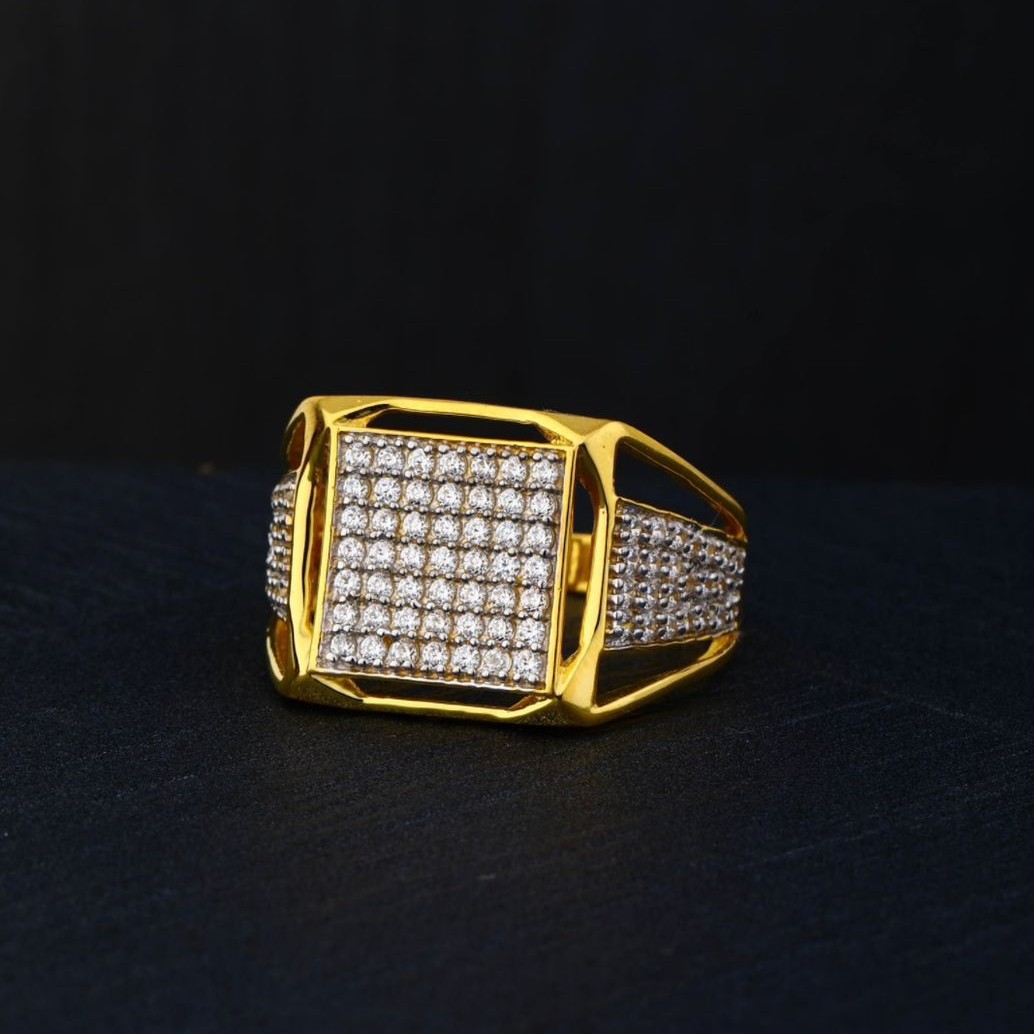 22K Gold Hallmarked Square Design Ring