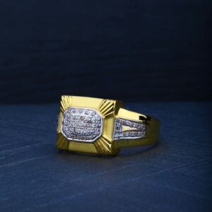 22K Gold Square Design Ring