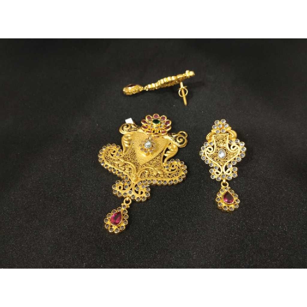 Chakri mangalsutra pendant