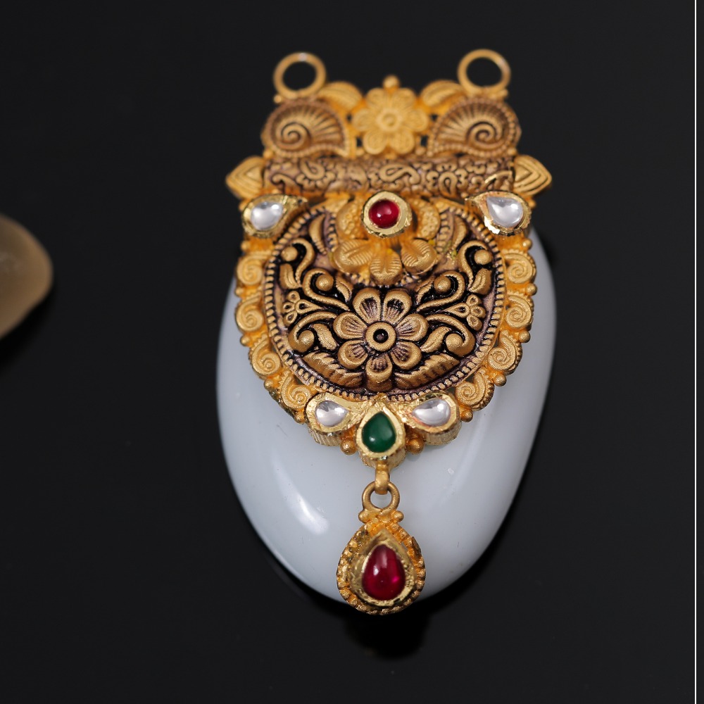 ANTIQUE M.S PENDANT