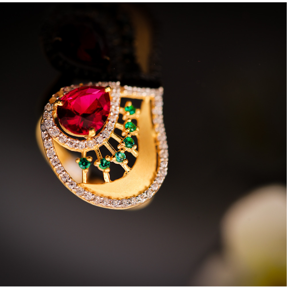 22K RED STONE RING