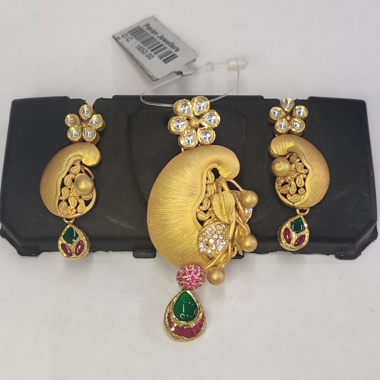 Pj-GPS-57 916 Ladies designer Pendant set