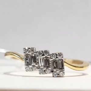 triple bagguette ring