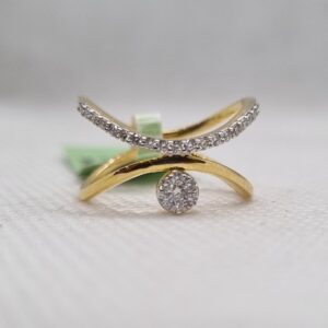 Cross band ring