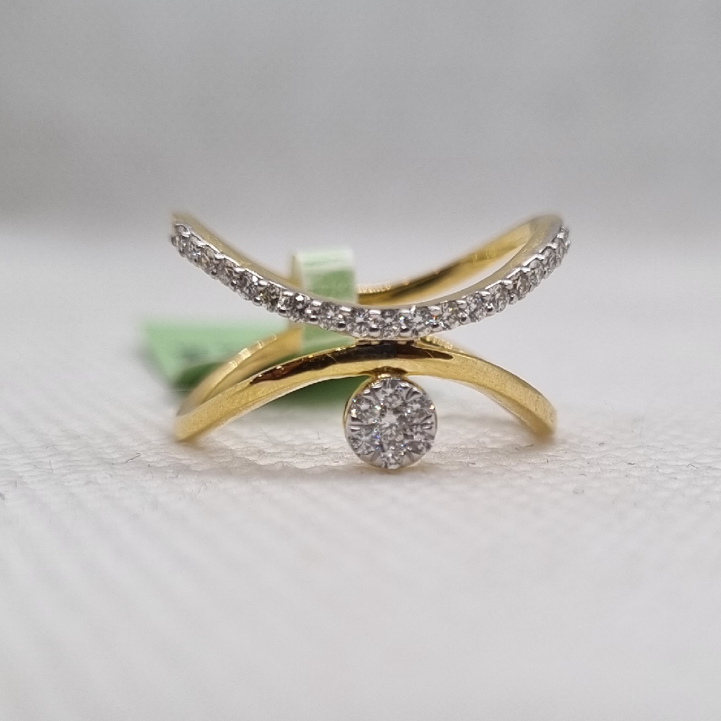 Cross band ring