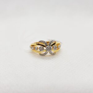 Bow pattern ring